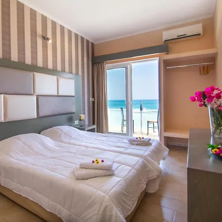 Aktypis Beachfront Daire