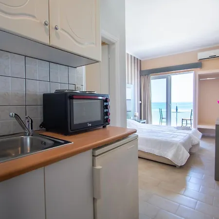 Aktypis Beachfront Апартаменты