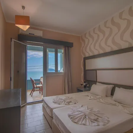 Daire Aktypis Beachfront Laganas